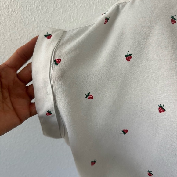 Rails White Button Down Shirt with Red Print - Picture 3 of 11